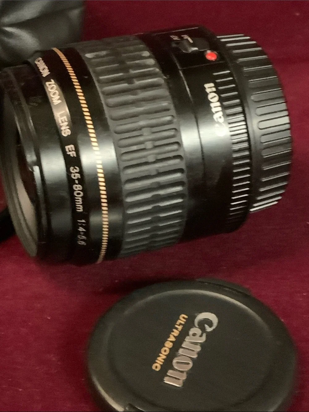 Canon EF 35-80mm F/4-5.6 Lens with lens covers & pouch. Good  working condition.